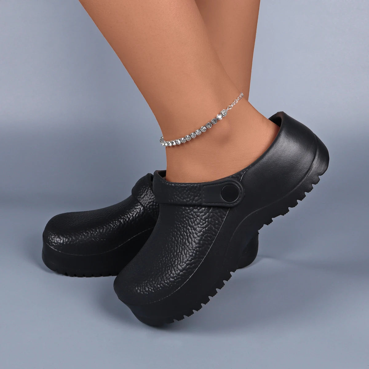 Slip Resistant Nursing Shoes